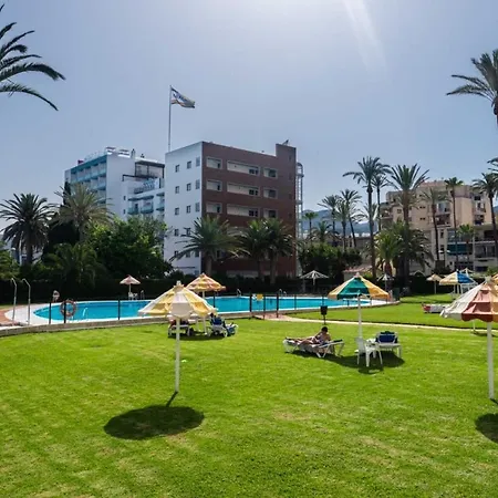La Roca Sea View 아파트 토레몰리노스